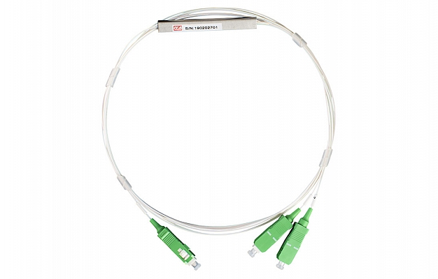 Делитель оптический планарный 1x2, трубка, 0,9мм, 1м, SC/APC(-40+85С)